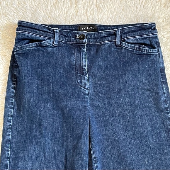 Talbots Jeans Women's 10 Mid Rise Straight Leg Blue Fade Stretch Denim - Picture 2 of 8